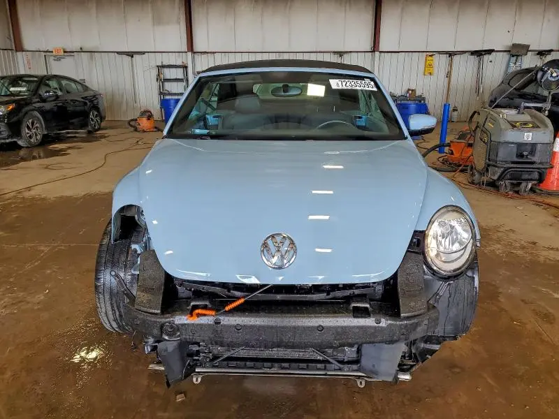 2013 VOLKSWAGEN BEETLE   