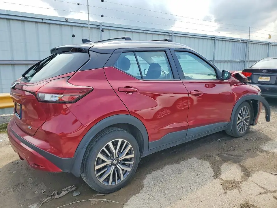 2021 NISSAN KICKS SV  