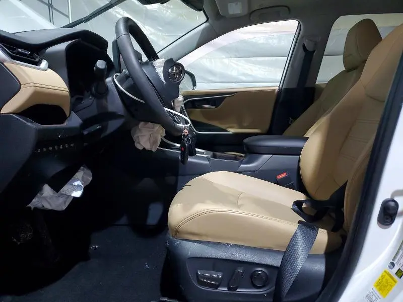 2025 TOYOTA RAV4 LIMITED  