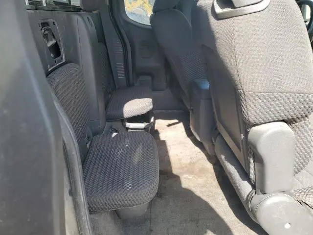 2014 NISSAN FRONTIER SV  