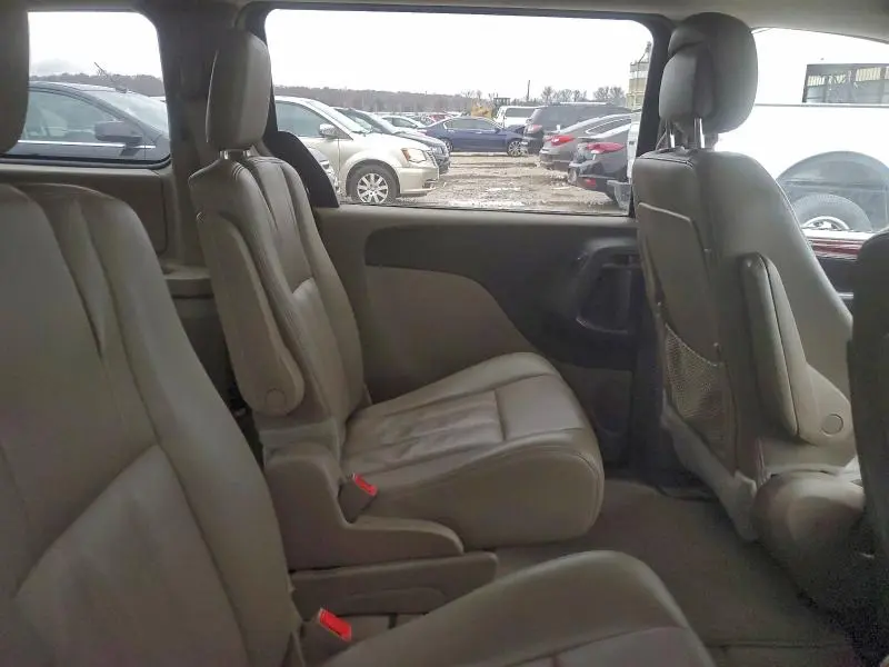 2014 CHRYSLER TOWN & COUNTRY TOURING  