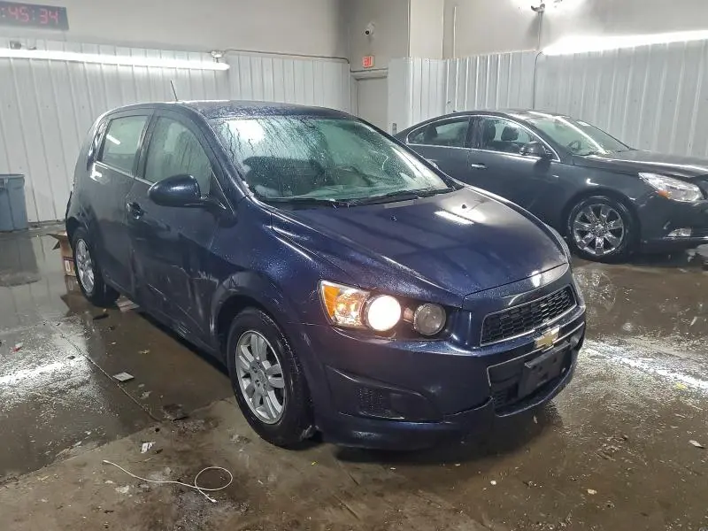 2015 CHEVROLET SONIC LT  