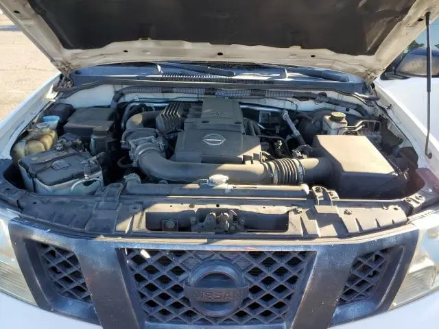 2011 NISSAN FRONTIER S  