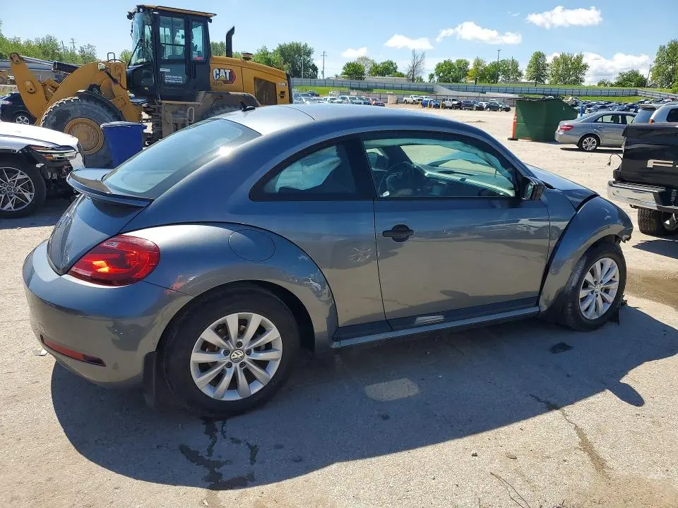 2018 VOLKSWAGEN BEETLE S  