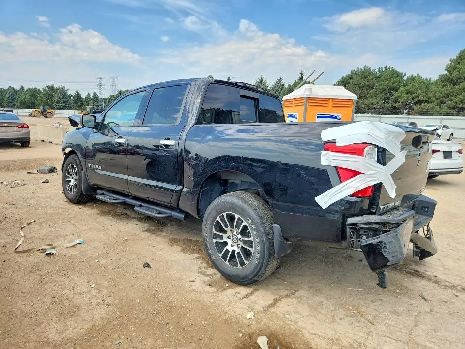 2021 NISSAN TITAN SV  