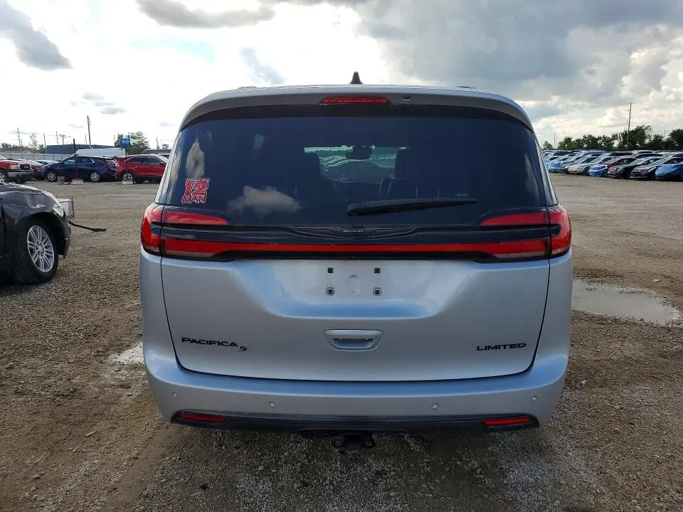 2023 CHRYSLER PACIFICA LIMITED  