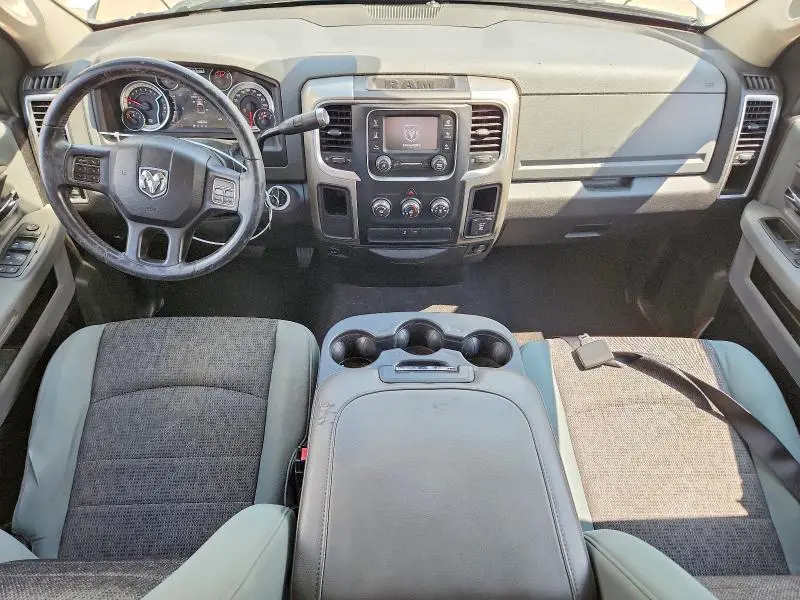 2013 RAM 1500 SLT  
