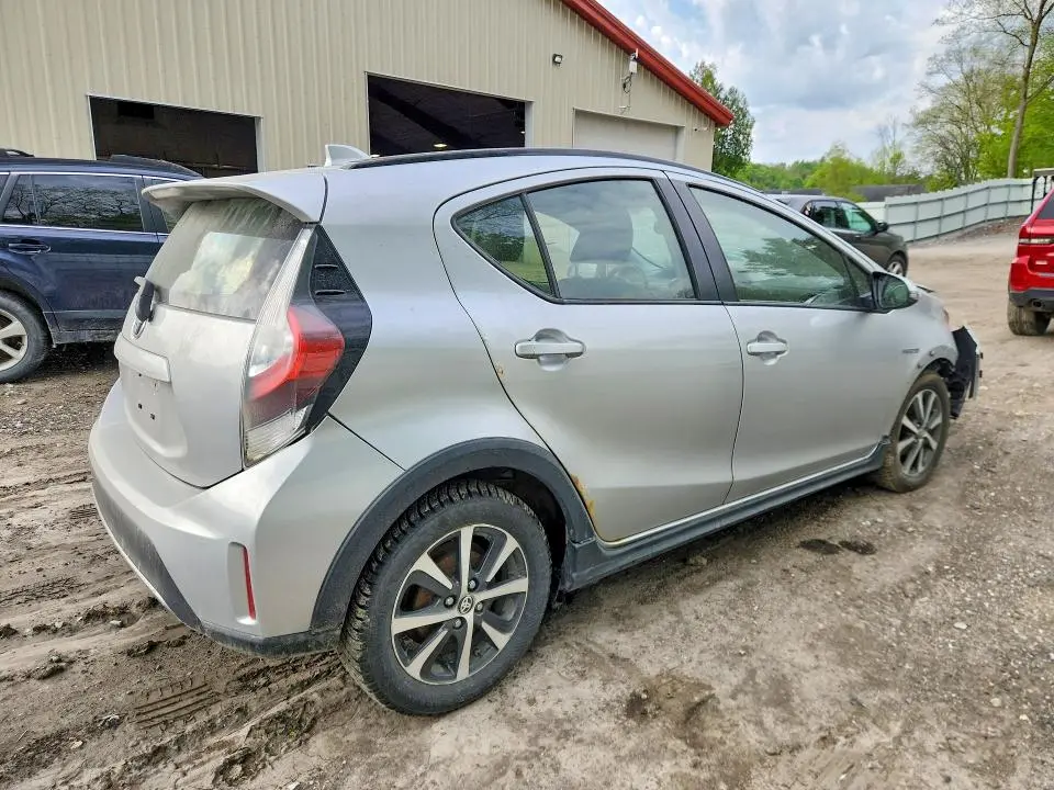 2018 TOYOTA PRIUS C TWO  