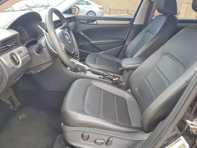 2021 VOLKSWAGEN PASSAT SE  