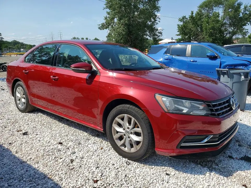 2018 VOLKSWAGEN PASSAT S  