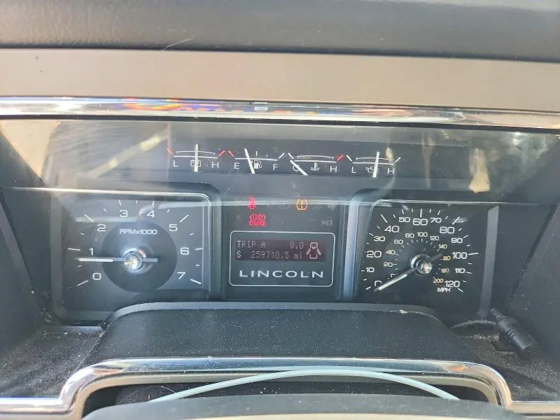 2011 LINCOLN NAVIGATOR L  