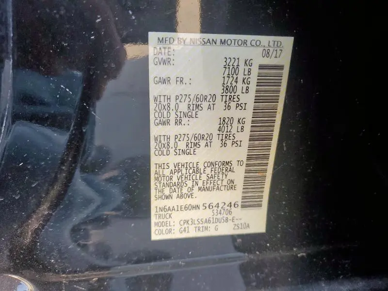 2017 NISSAN TITAN SV