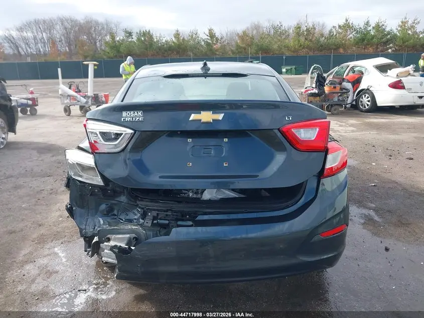2018 CHEVROLET CRUZE LT AUTO