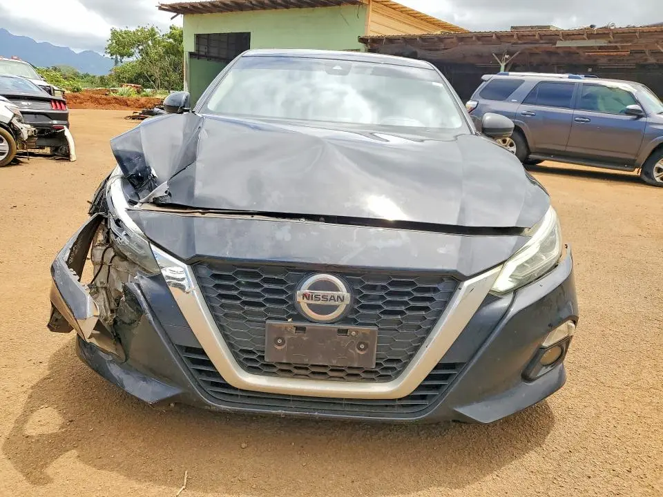 2020 NISSAN ALTIMA SV  