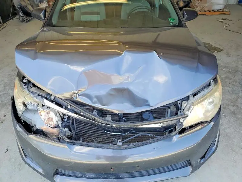 2013 TOYOTA CAMRY LE  