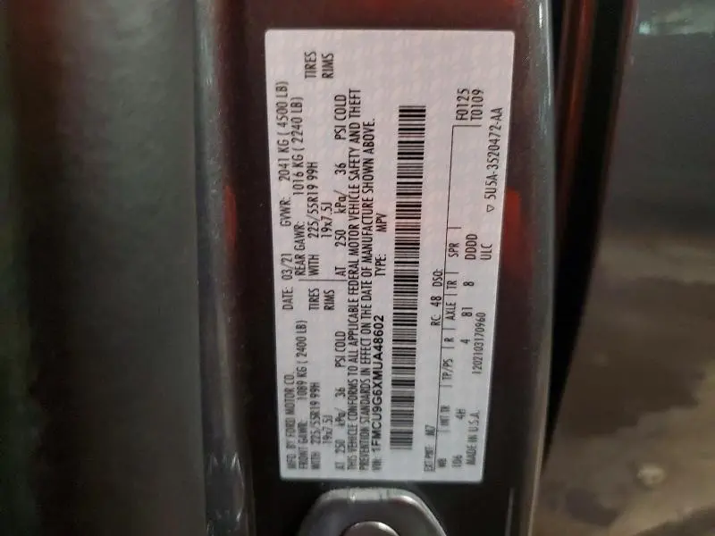 2021 FORD ESCAPE SE  
