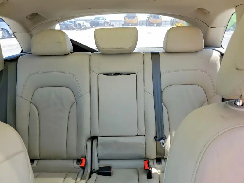 2011 AUDI Q5 PREMIUM PLUS  