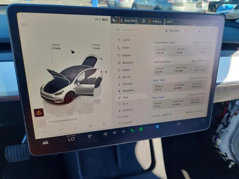 2024 TESLA MODEL Y   
