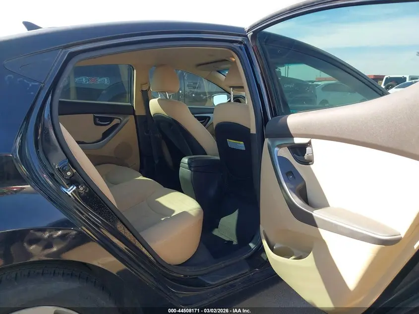 2013 HYUNDAI ELANTRA GLS