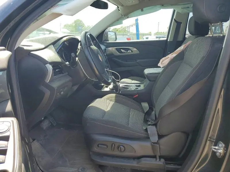 2020 CHEVROLET TRAVERSE LT  