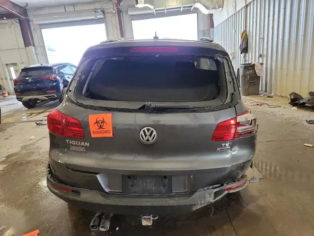 2016 VOLKSWAGEN TIGUAN S  