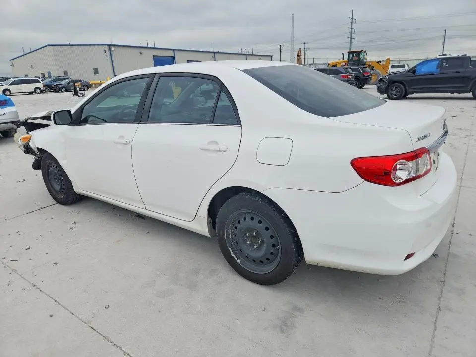 2013 TOYOTA COROLLA LE  