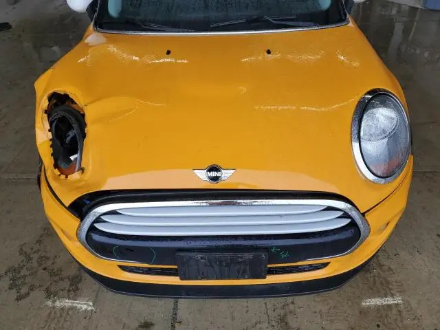 2015 MINI COOPER
