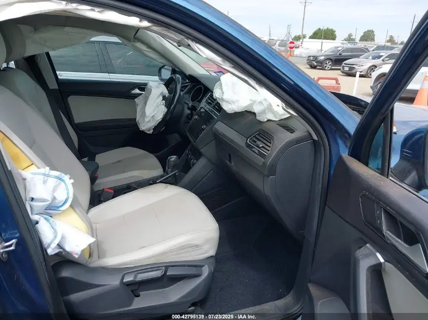 2018 VOLKSWAGEN TIGUAN  
