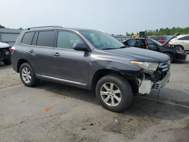 2011 TOYOTA HIGHLANDER BASE  