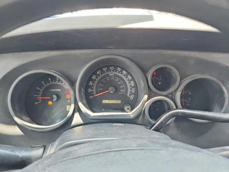 2011 TOYOTA TUNDRA DOUBLE CAB SR5  