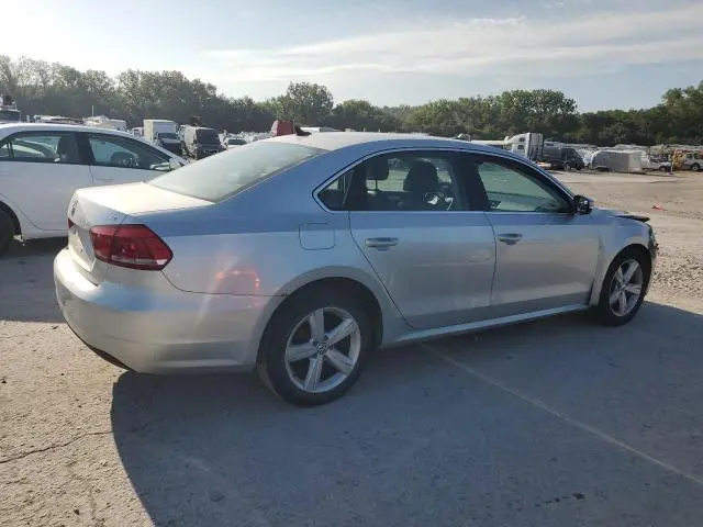 2013 VOLKSWAGEN PASSAT SE  