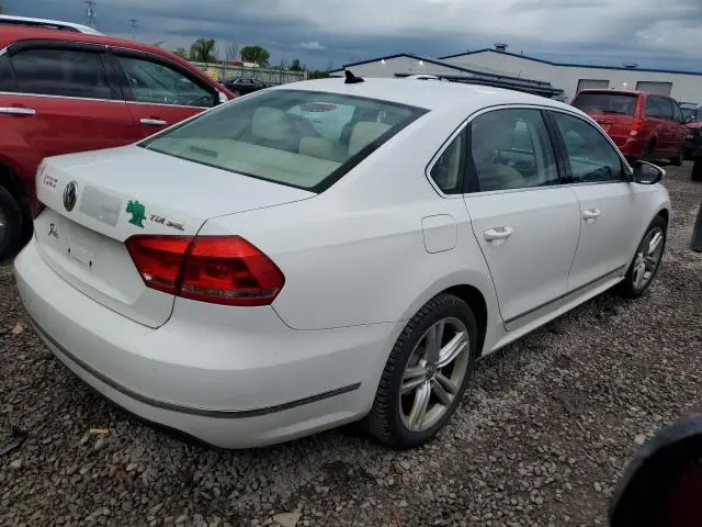 2012 VOLKSWAGEN PASSAT SEL  