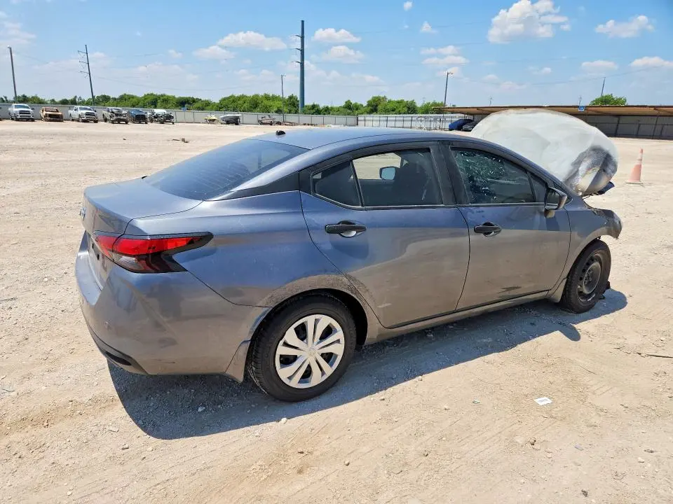 2020 NISSAN VERSA S  