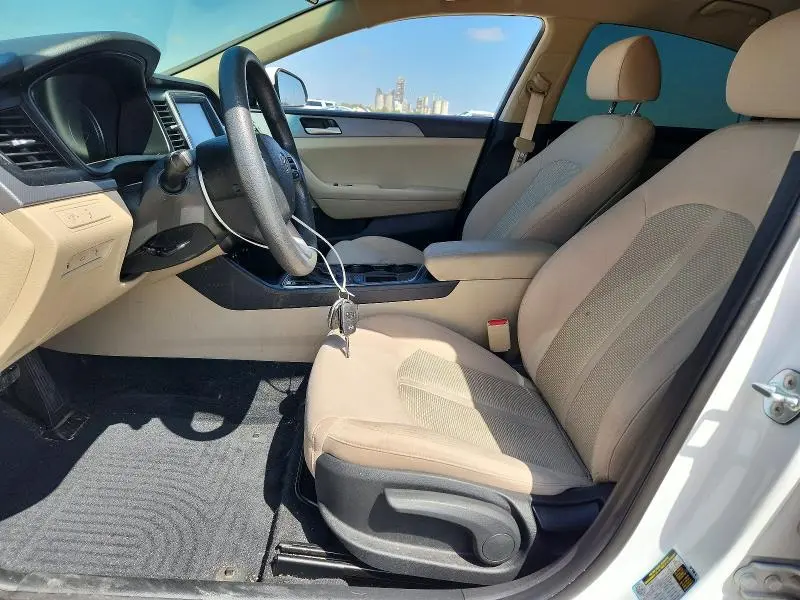 2018 HYUNDAI SONATA SE  