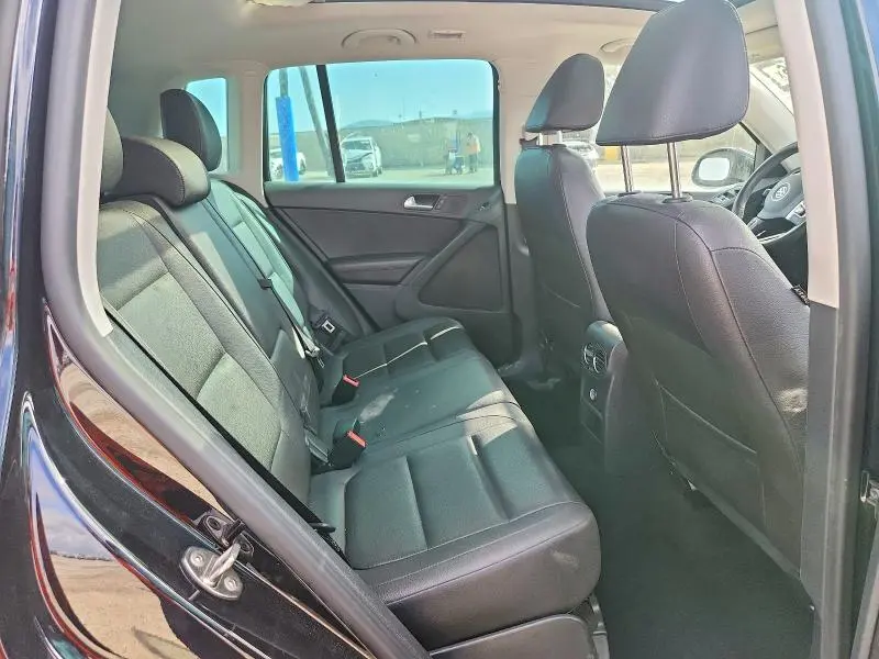 2016 VOLKSWAGEN TIGUAN S  