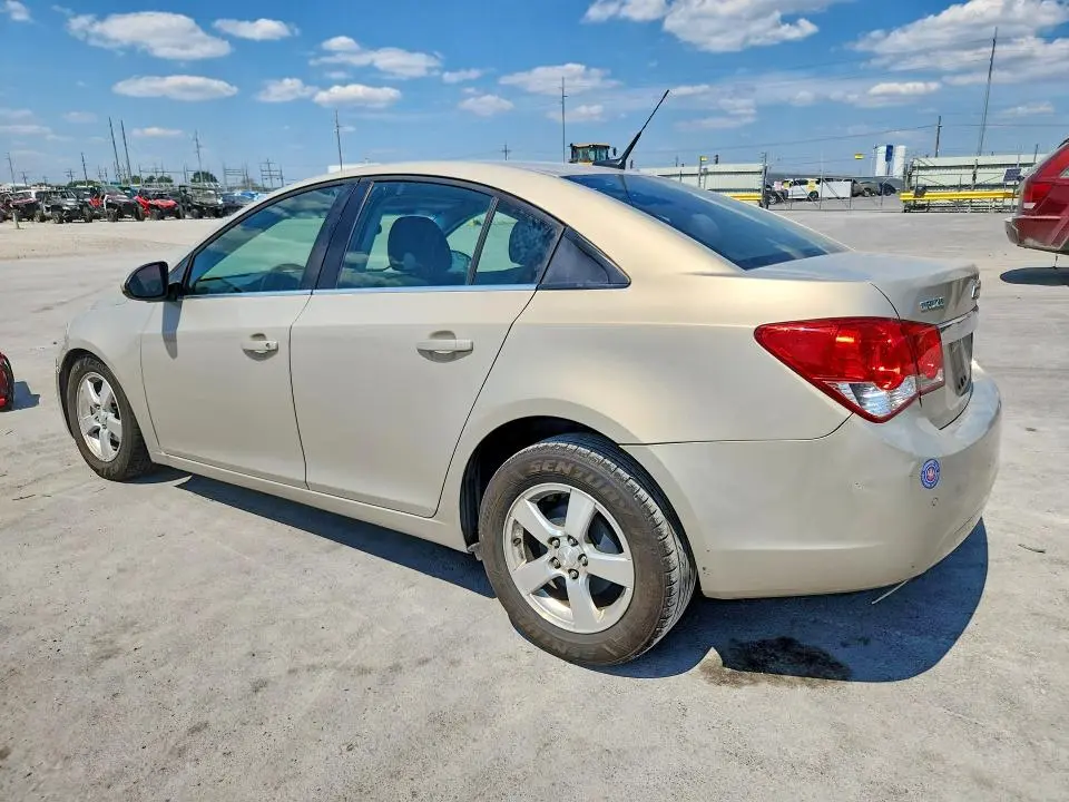 2012 CHEVROLET CRUZE LT  
