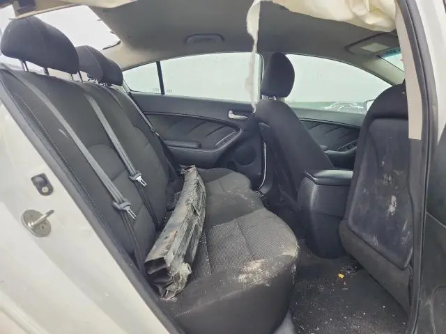 2017 KIA FORTE LX  