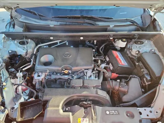 2019 TOYOTA RAV4 XLE  