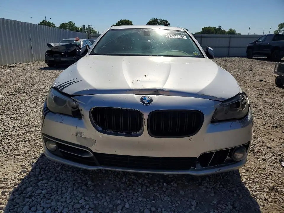 2016 BMW 528 XI  