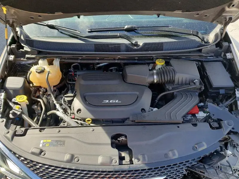 2018 CHRYSLER PACIFICA TOURING L PLUS  