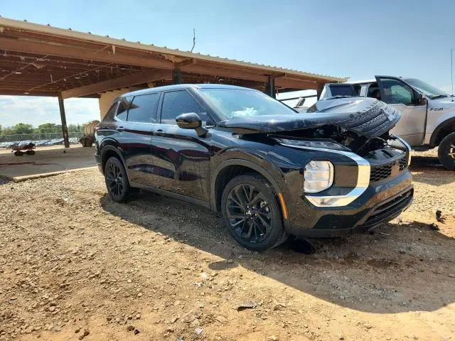 2024 MITSUBISHI OUTLANDER SE  