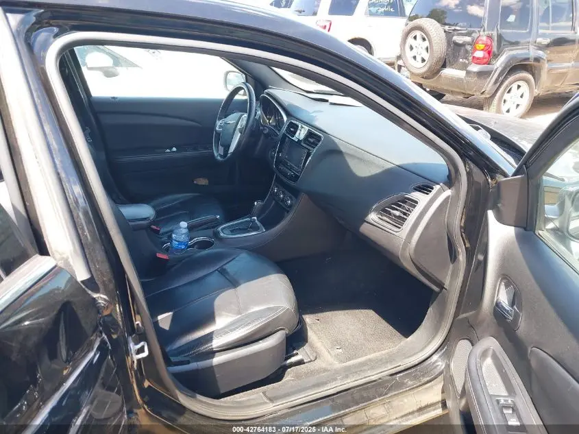 2012 CHRYSLER 200 LIMITED