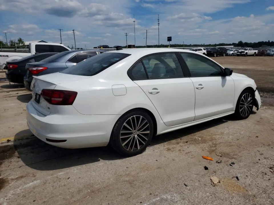 2016 VOLKSWAGEN JETTA SPORT  