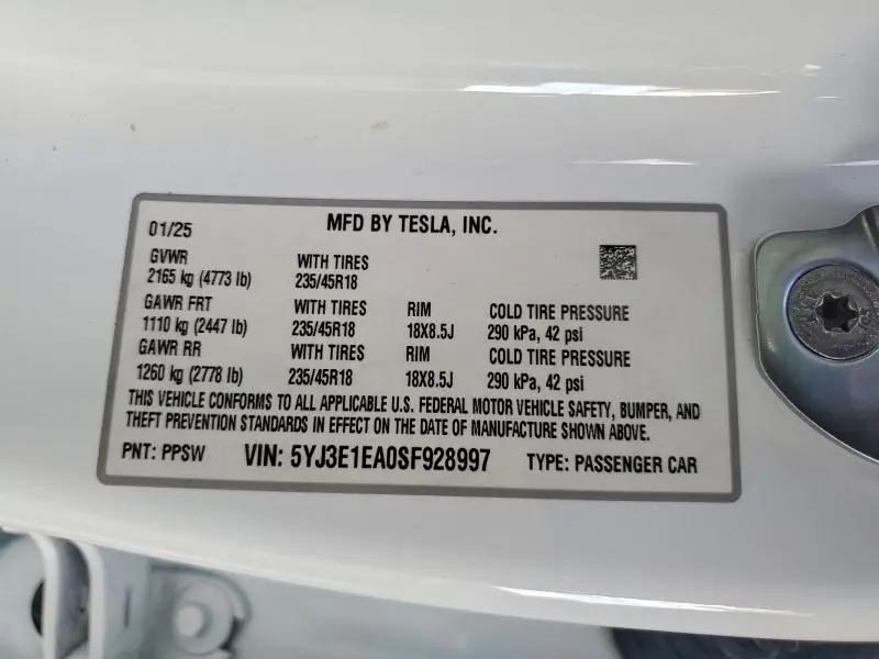 2025 TESLA MODEL 3   