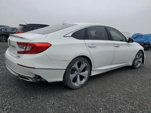 2019 HONDA ACCORD TOURING  