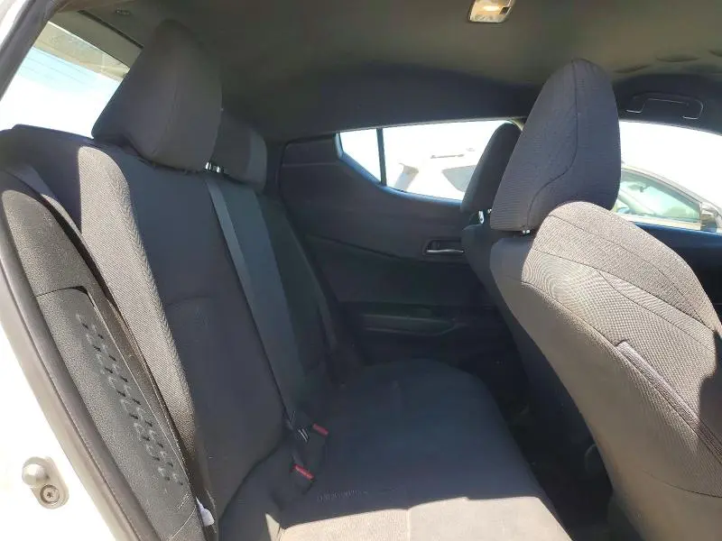 2018 TOYOTA C-HR XLE PREMIUM  