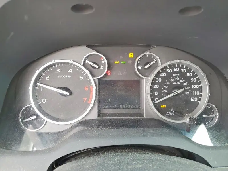 2014 TOYOTA TUNDRA SR5  