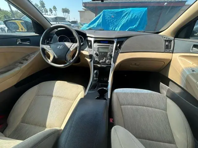 2012 HYUNDAI SONATA GLS  