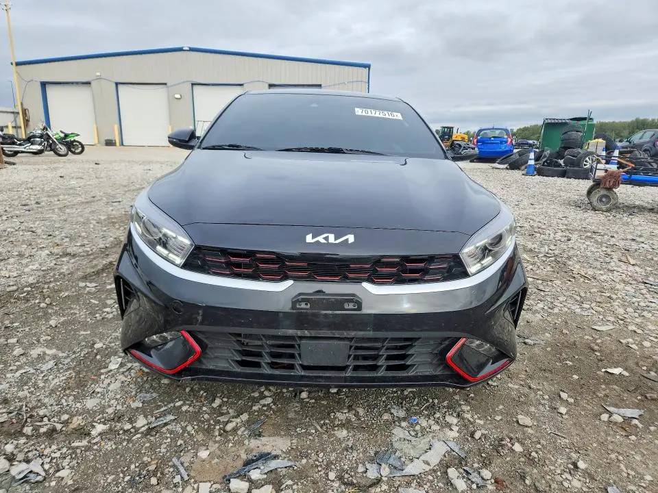 2024 KIA FORTE GT LINE  