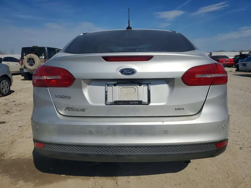 2018 FORD FOCUS SEL  